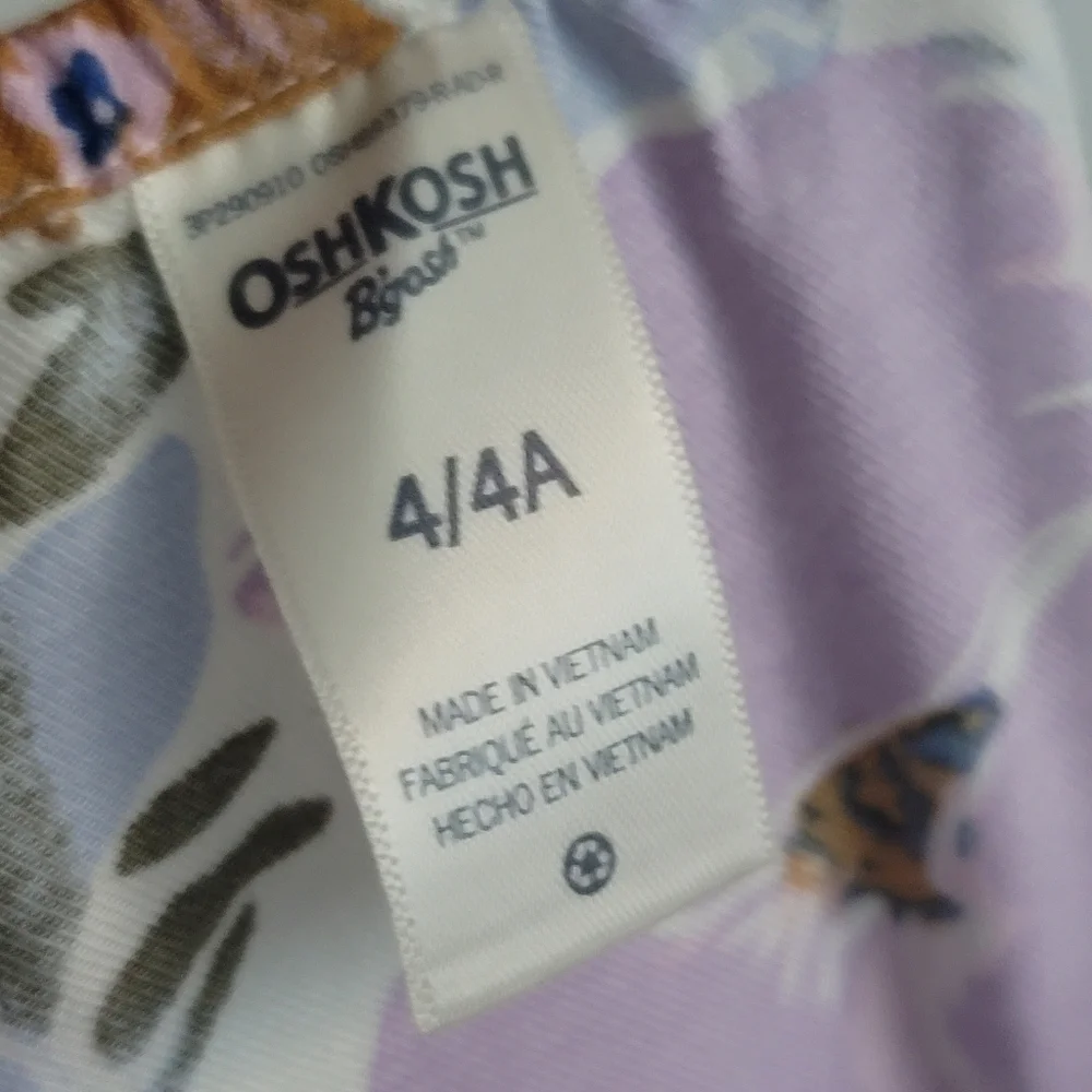 OshKosh 4T Purple Floral Short Sleeve Romper‎